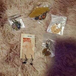 NEW 7 pairs of fashion jewelry